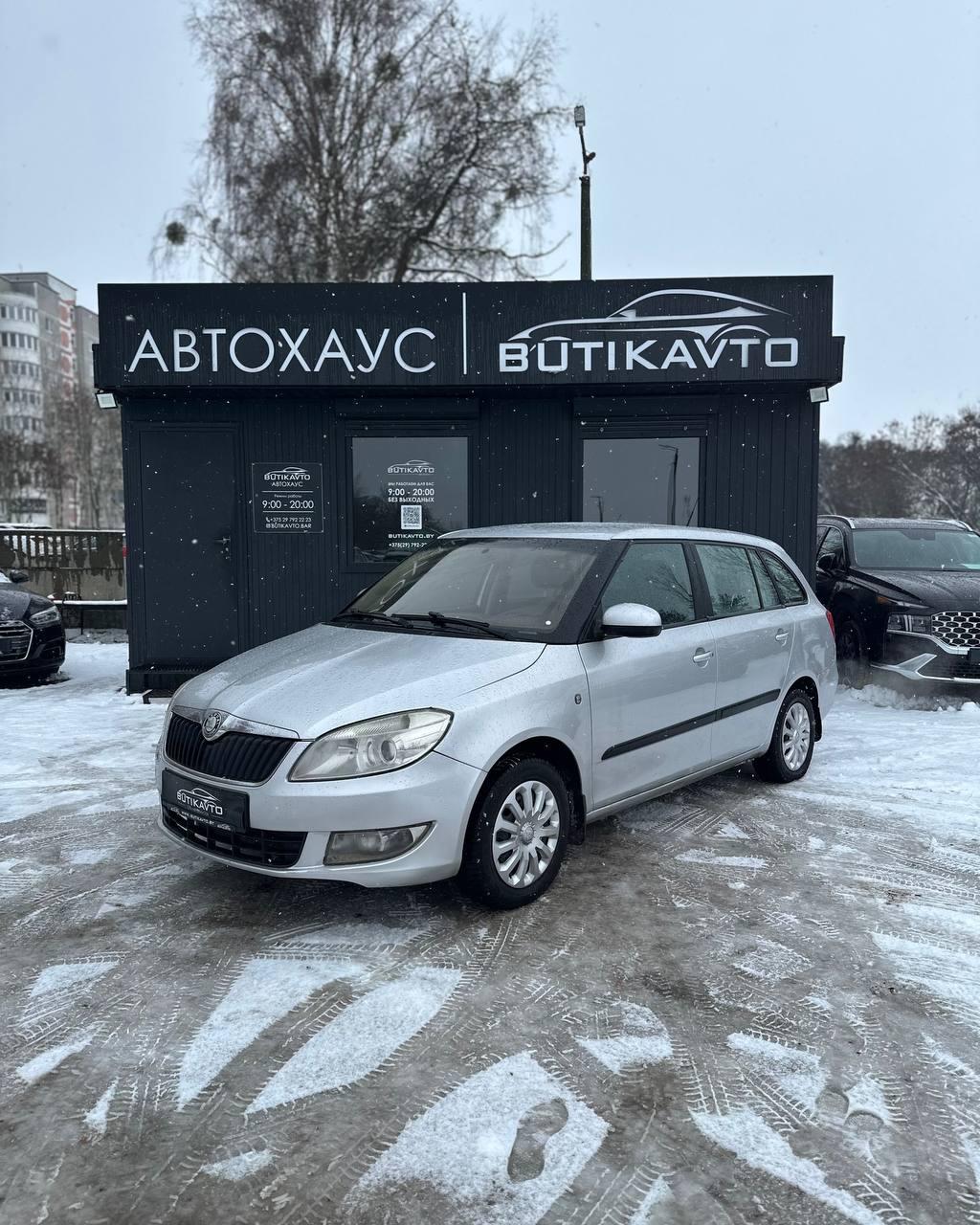 Skoda Fabia 5J · Рестайлинг , 2010 г., механика, бензин - фото 3