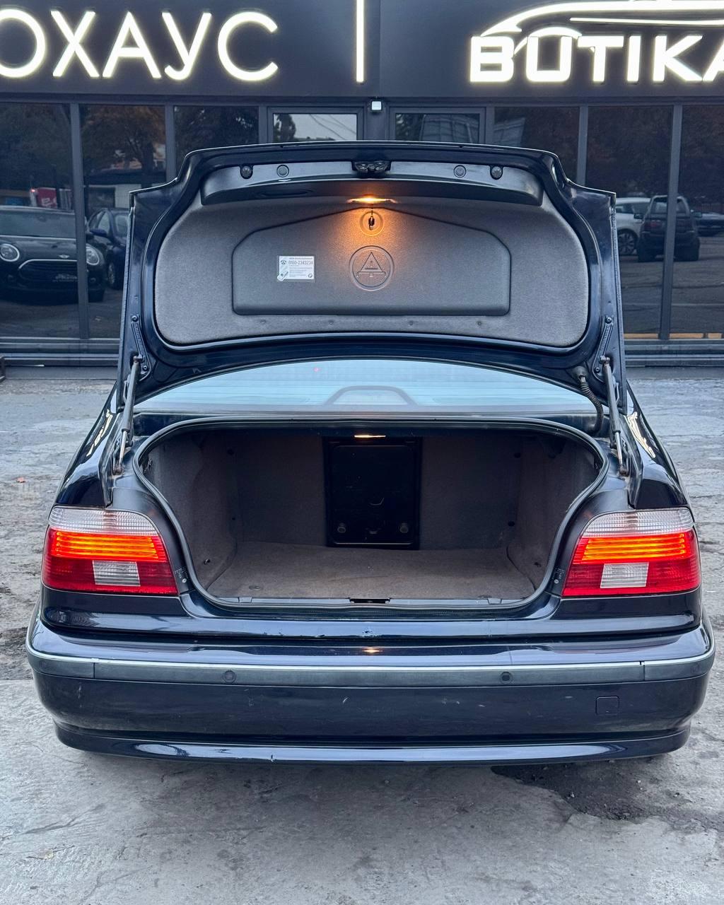 BMW 5 серия E39 , 1999 г., механика, бензин - фото 12