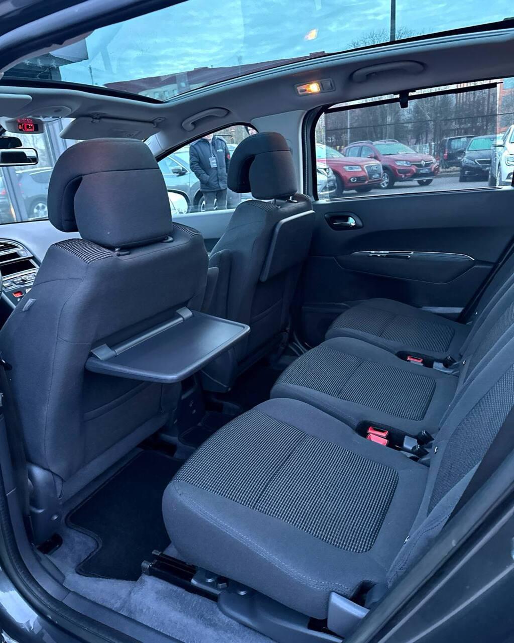 Peugeot 5008 I , 2013 г., механика, дизель - фото 12