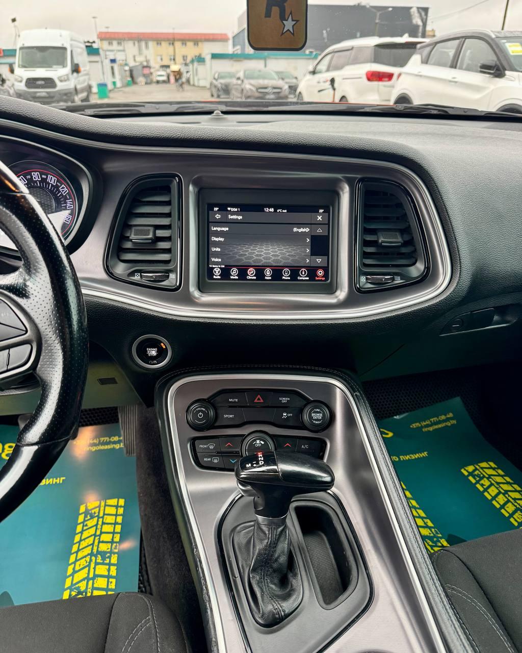 Dodge Challenger III · 2-й рестайлинг , 2020 г., автомат, бензин - фото 12