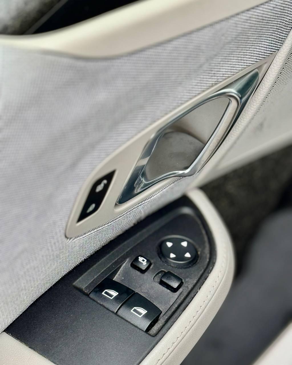 BMW i3 I01, 2016 г., автомат, электро  - фото 16