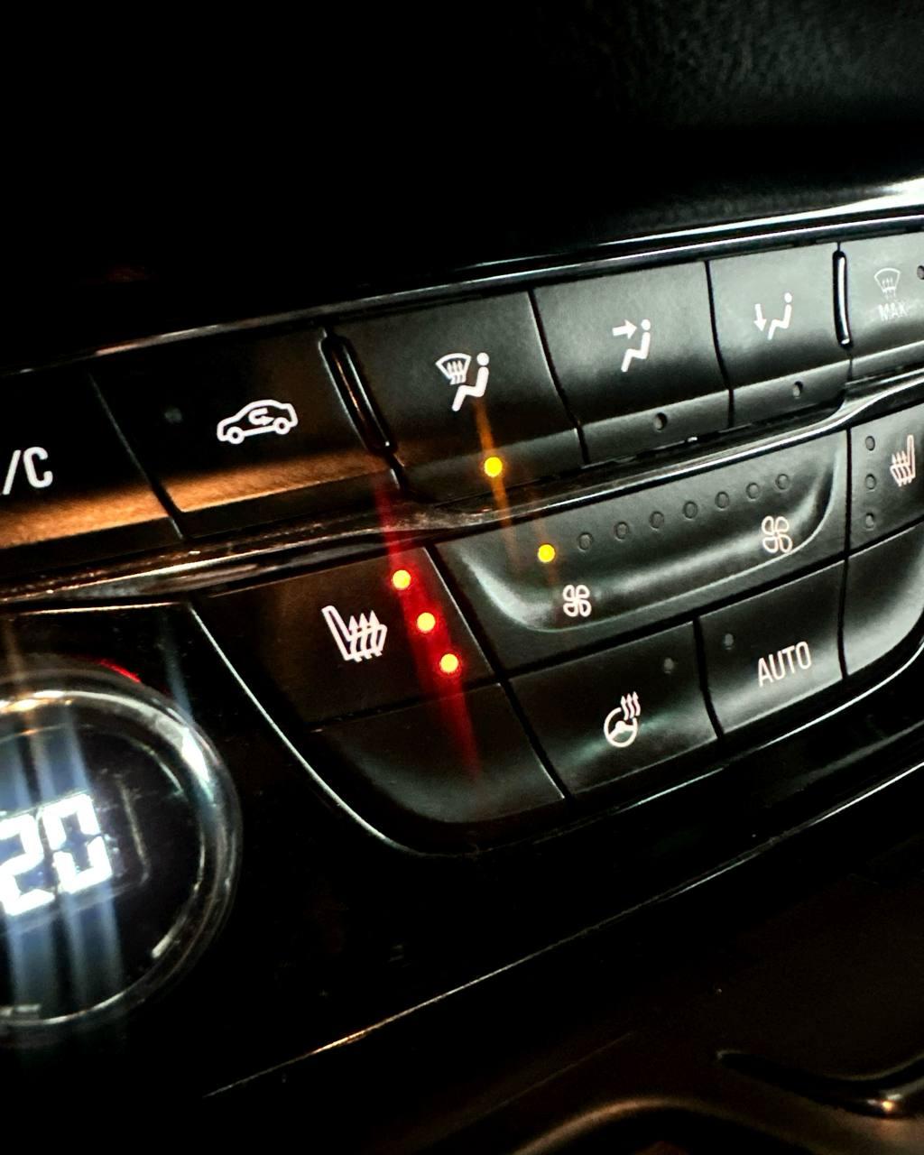 Opel Astra K , 2017 г., механика, дизель - фото 16