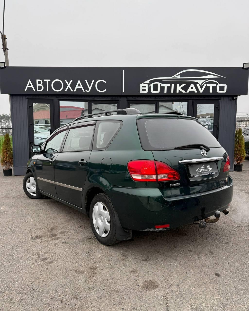 Toyota Avensis Verso I , 2001 г., механика, дизель - фото 5