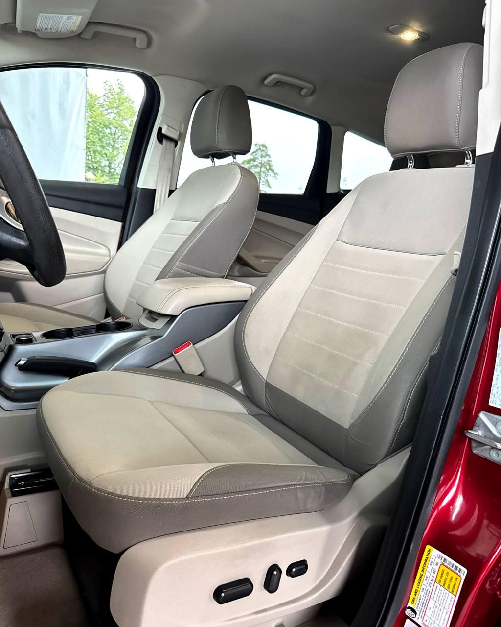 Ford Escape III , 2014 г., автомат, бензин - фото 10