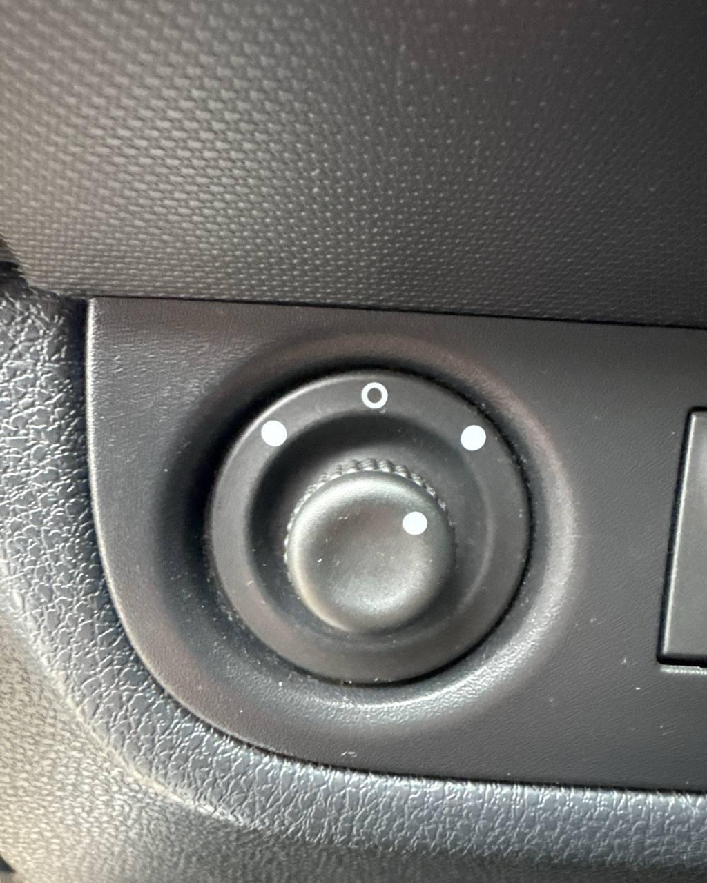 Renault Logan II · Рестайлинг , 2019 г., механика, бензин  - фото 18