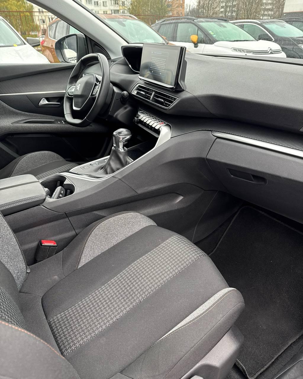 Peugeot 3008 II · Рестайлинг , 2022 г., механика, бензин - фото 13