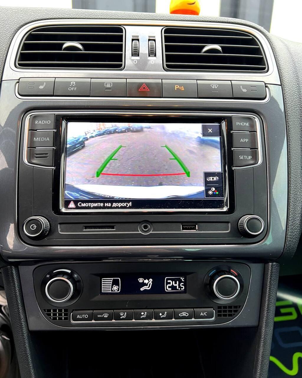 Volkswagen Polo Sedan I · Рестайлинг , 2019 г., робот, бензин - фото 16