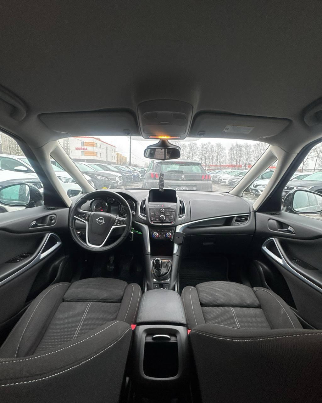 Opel Zafira C , 2014 г., механика, дизель - фото 9