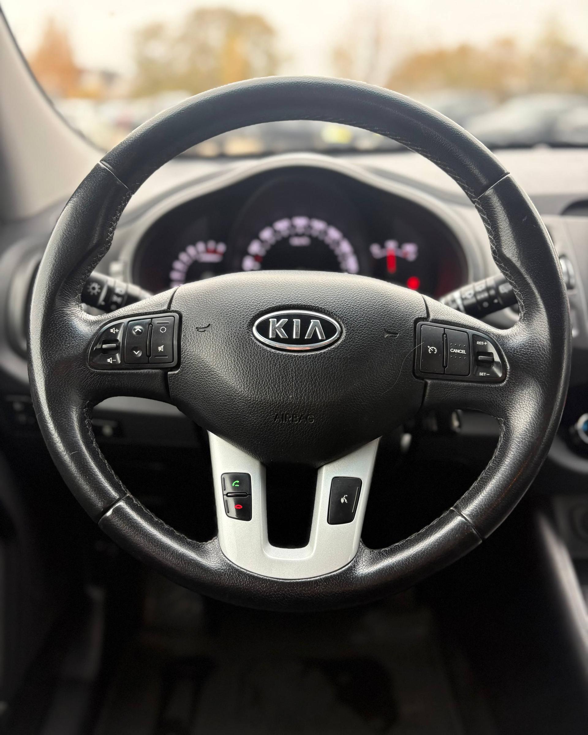 Kia Sportage III , 2011 г., автомат, бензин  - фото 15