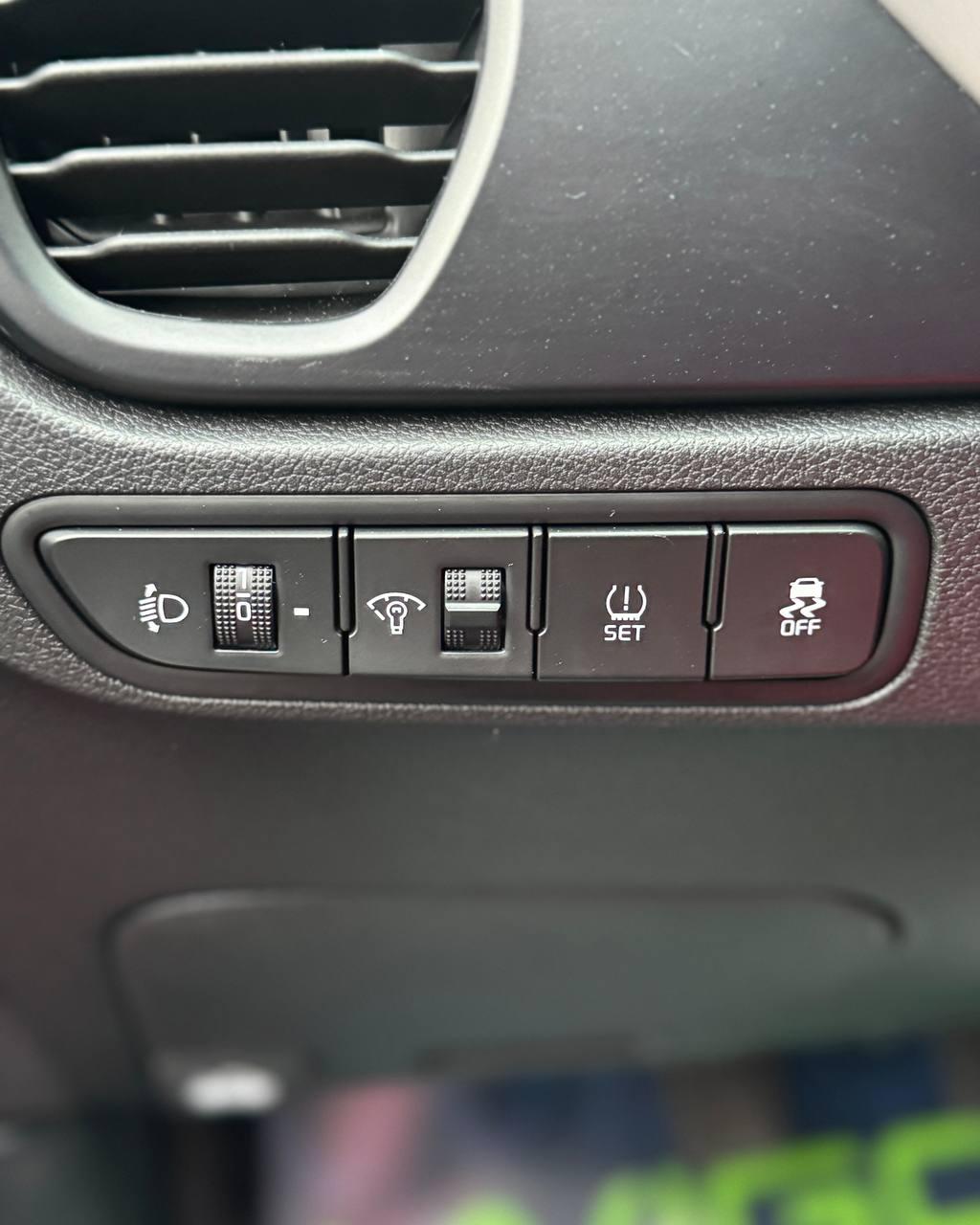 Kia Rio IV · Рестайлинг , 2020 г., механика, бензин - фото 19