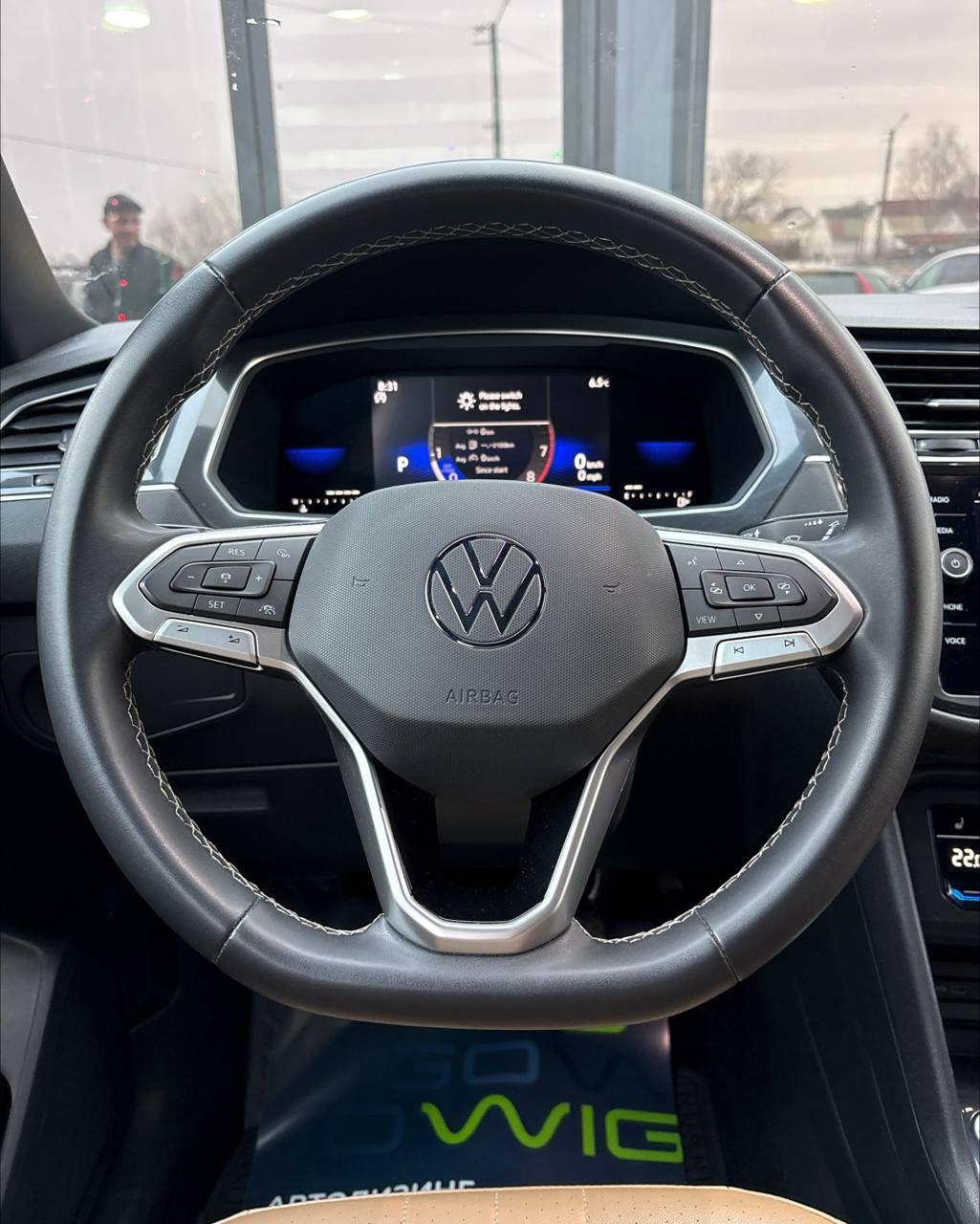 Volkswagen Tiguan II· Рестайлинг , 2022 г., автомат, бензин - фото 15