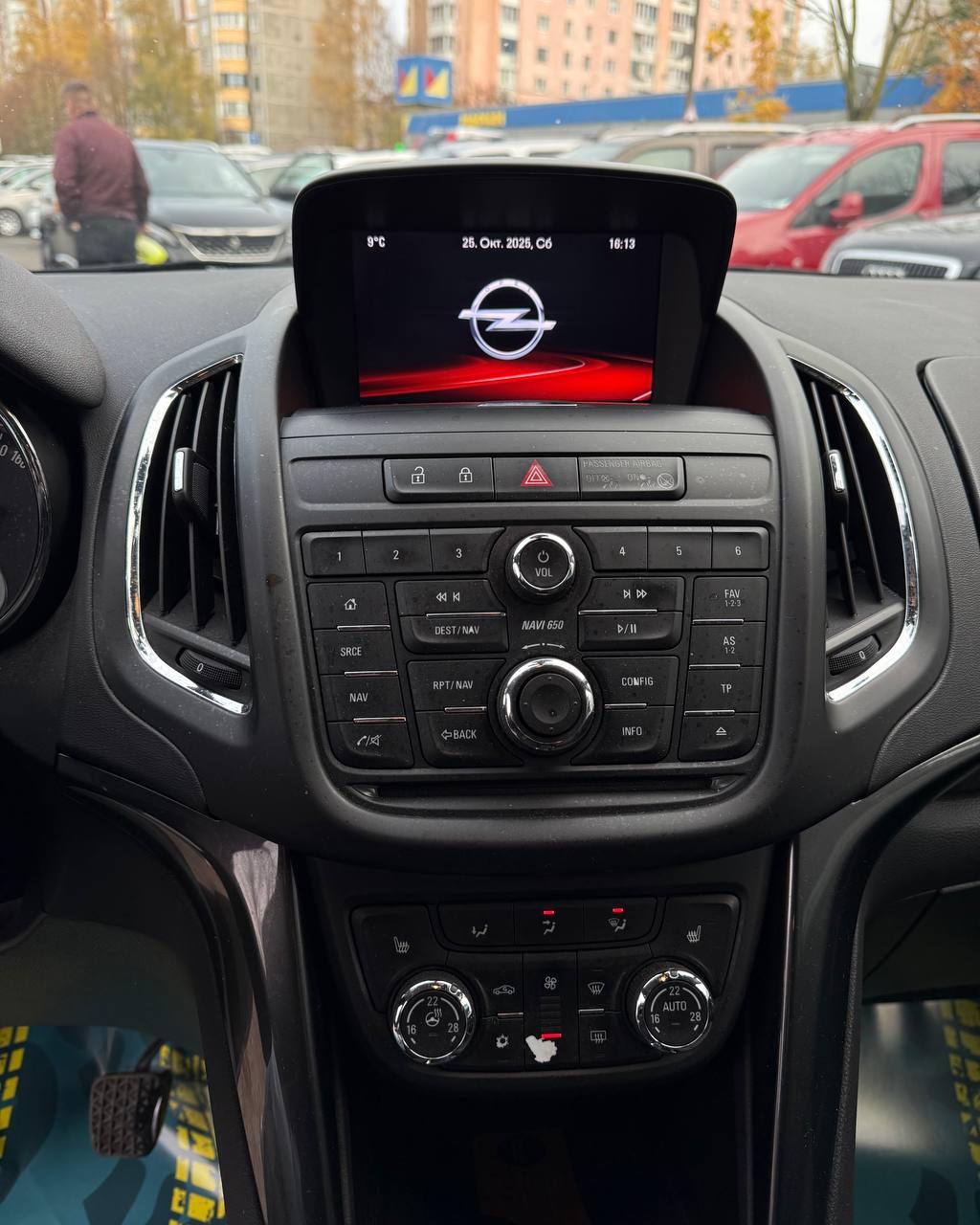 Opel Zafira C , 2015 г., механика, дизель  - фото 10