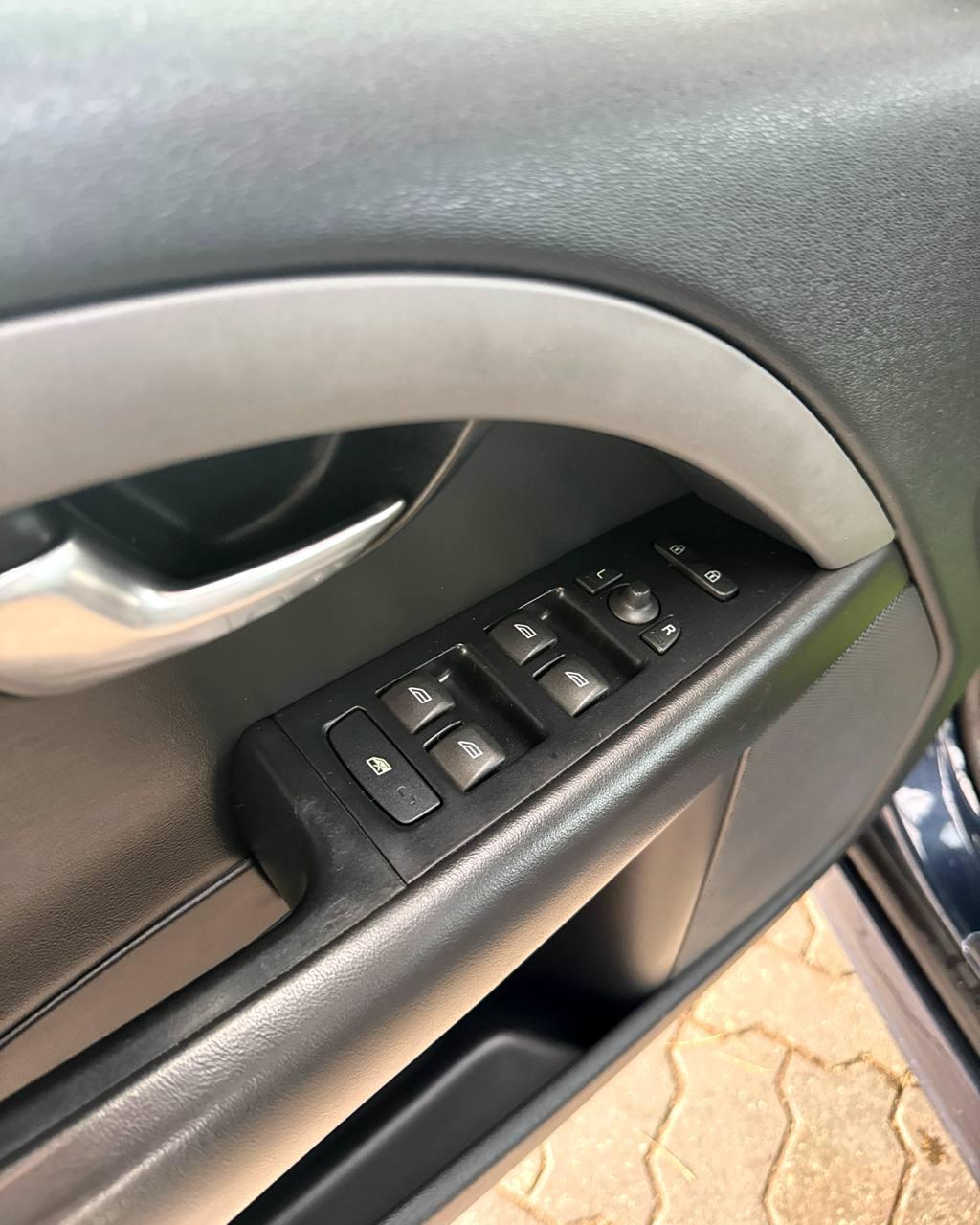 Volvo V70 III , 2012 г., механика, дизель - фото 9