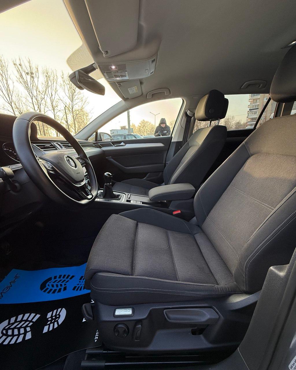 Volkswagen Passat B8 , 2018 г., механика, дизель - фото 7
