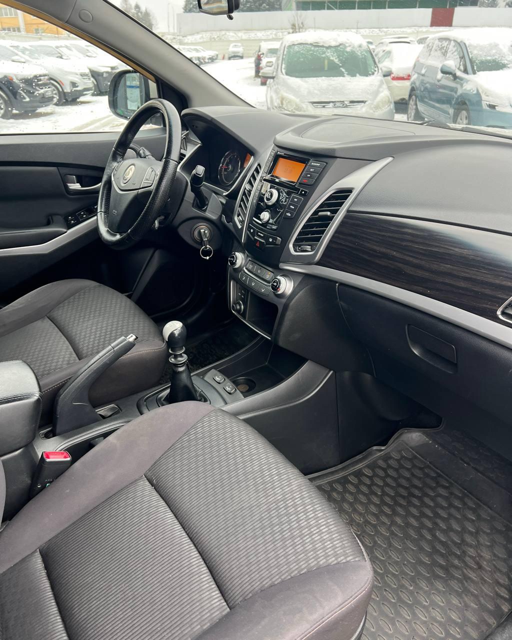 SsangYong Actyon II · Рестайлинг , 2013 г., механика, бензин - фото 11