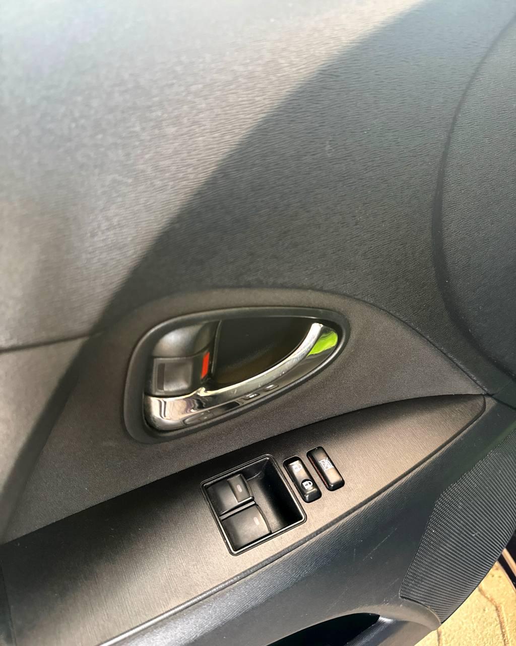 Toyota Avensis III (T270) , 2009 г., механика, бензин - фото 9