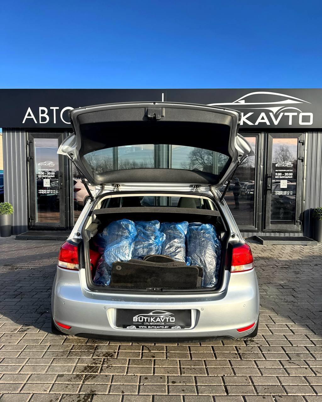 Volkswagen Golf VI , 2009 г., механика, бензин - фото 12