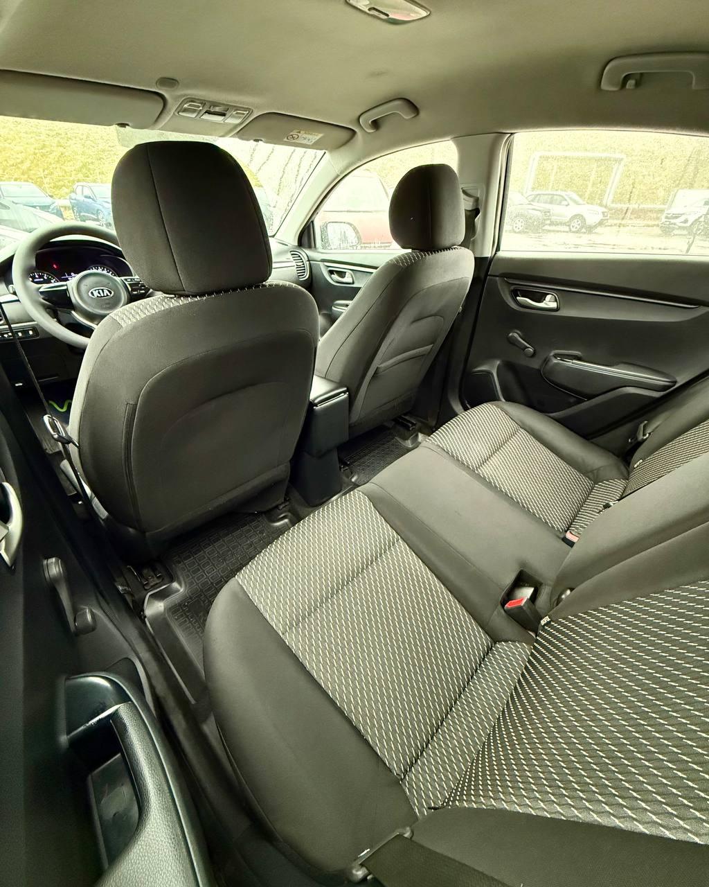 Kia Rio IV , 2018 г., механика, бензин - фото 12