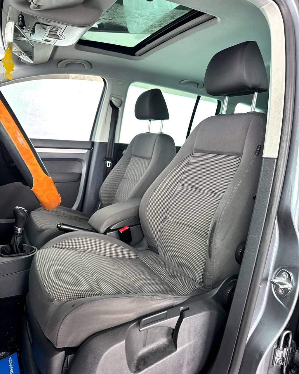 Volkswagen Touran I , 2006 г., механика, дизель - фото 9