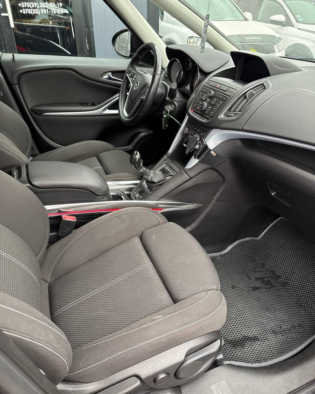 Opel Zafira C , 2014 г., механика, дизель - фото 13