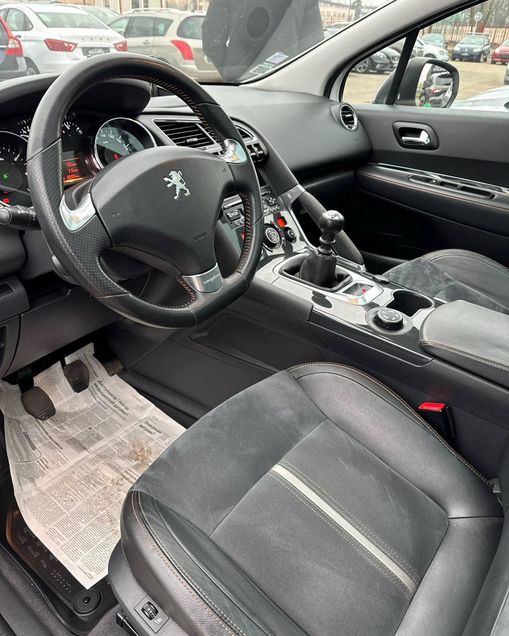 Peugeot 3008 I · Рестайлинг , 2015 г., механика, бензин - фото 10