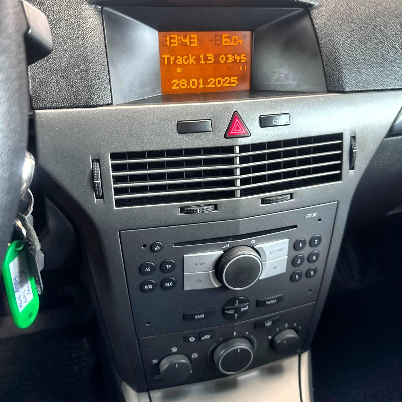 Opel Astra H, 2005 г., механика, дизель - фото 13