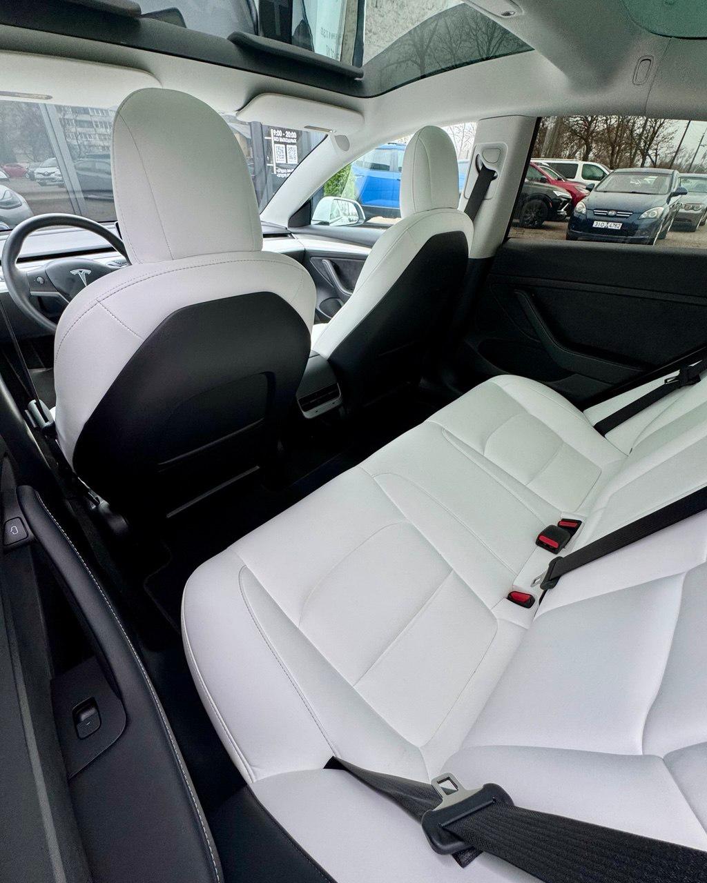 Tesla Model 3 I · Рестайлинг , 2022 г., автомат, электро - фото 11