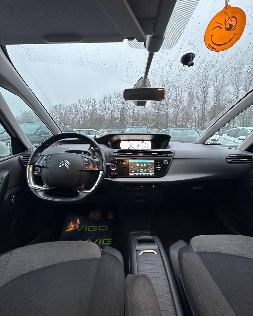 Citroen C4 Spacetourer I , 2019 г., автомат, дизель - фото 9