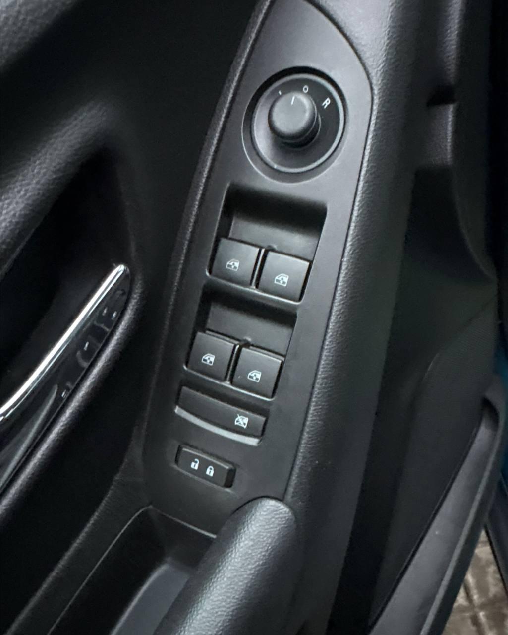 Chevrolet Trax I · Рестайлинг , 2020 г., автомат, бензин - фото 18