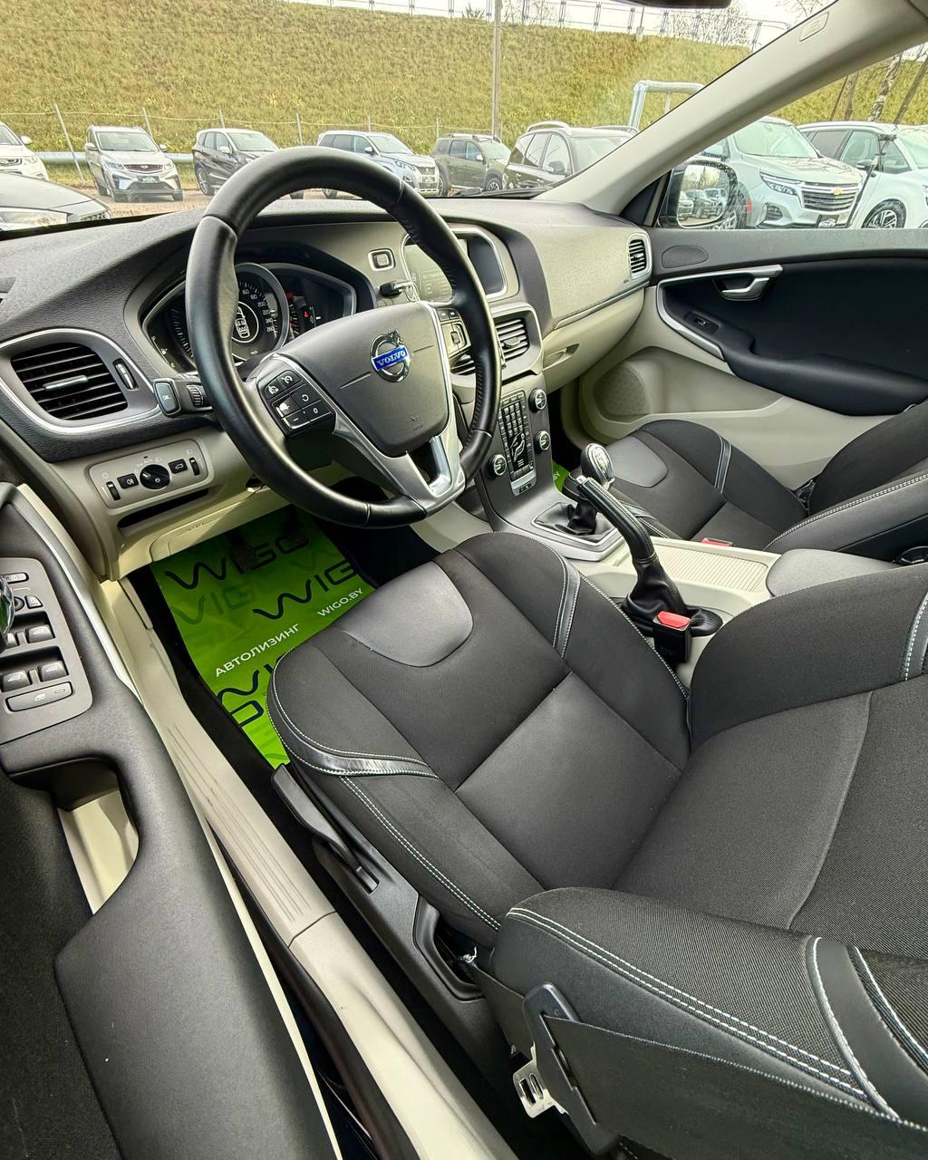 Volvo V40 II , 2013 г., механика, дизель - фото 11