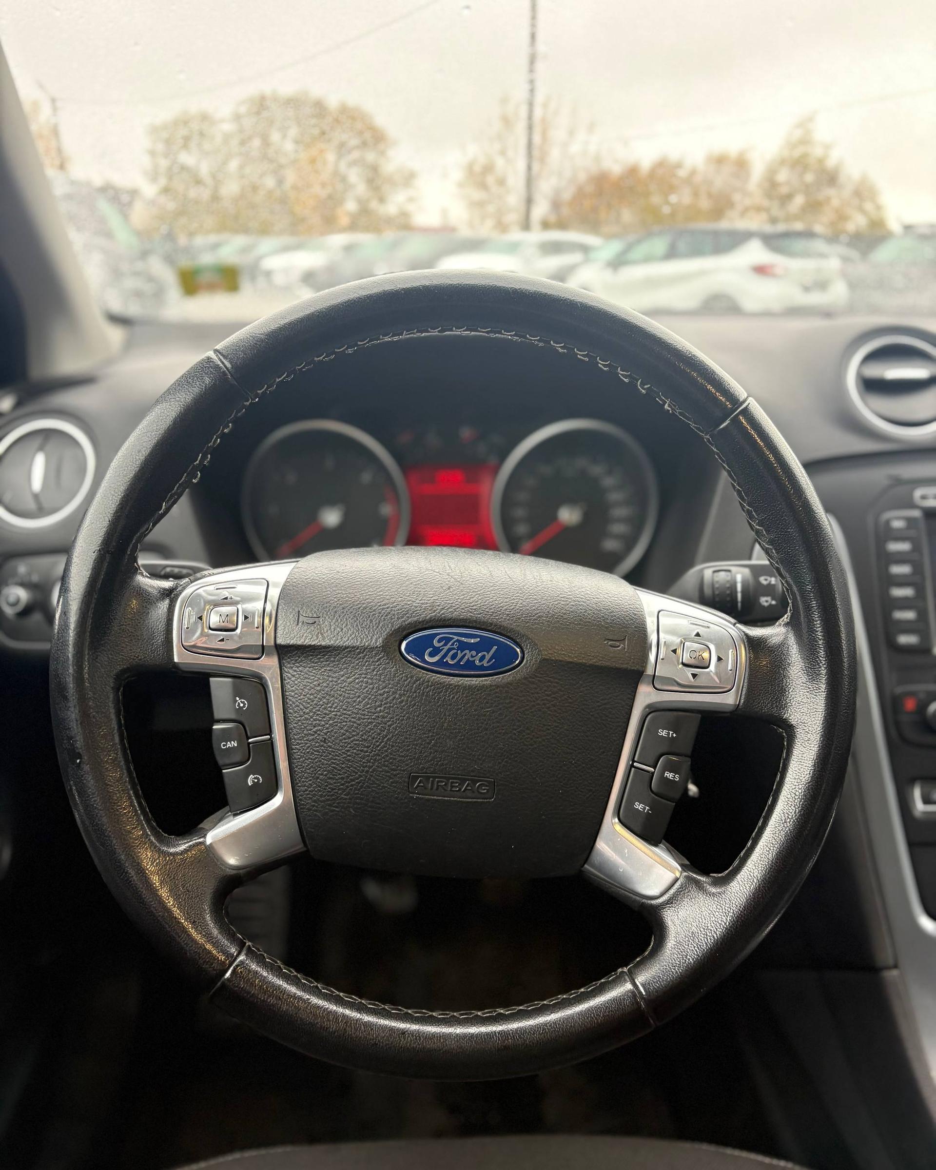 Ford Mondeo IV · Рестайлинг , 2012 г., механика, дизель  - фото 15