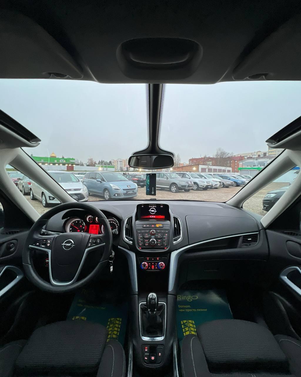 Opel Zafira C , 2015 г., механика, дизель - фото 12