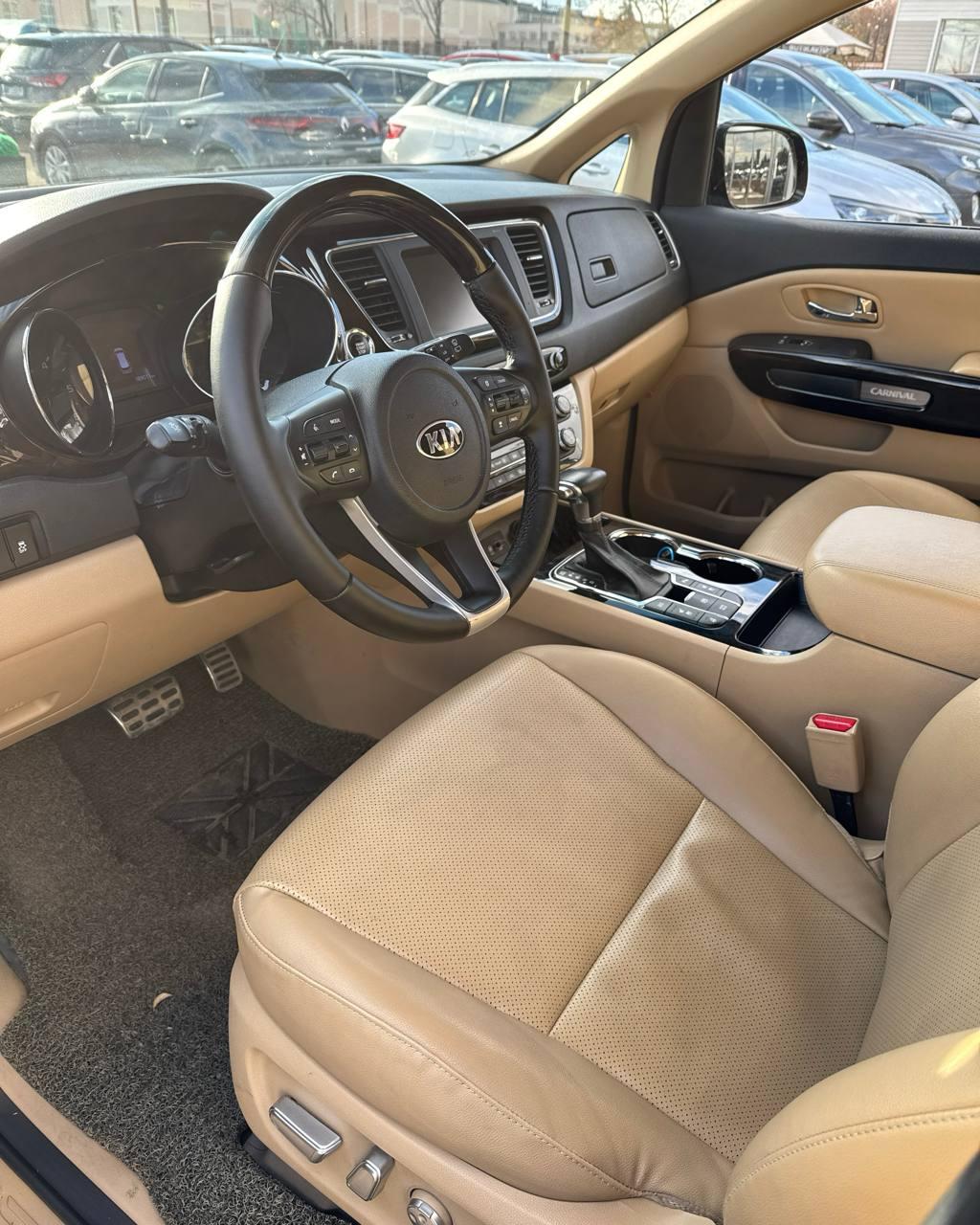 Kia Carnival III , 2018 г., автомат, дизель - фото 10