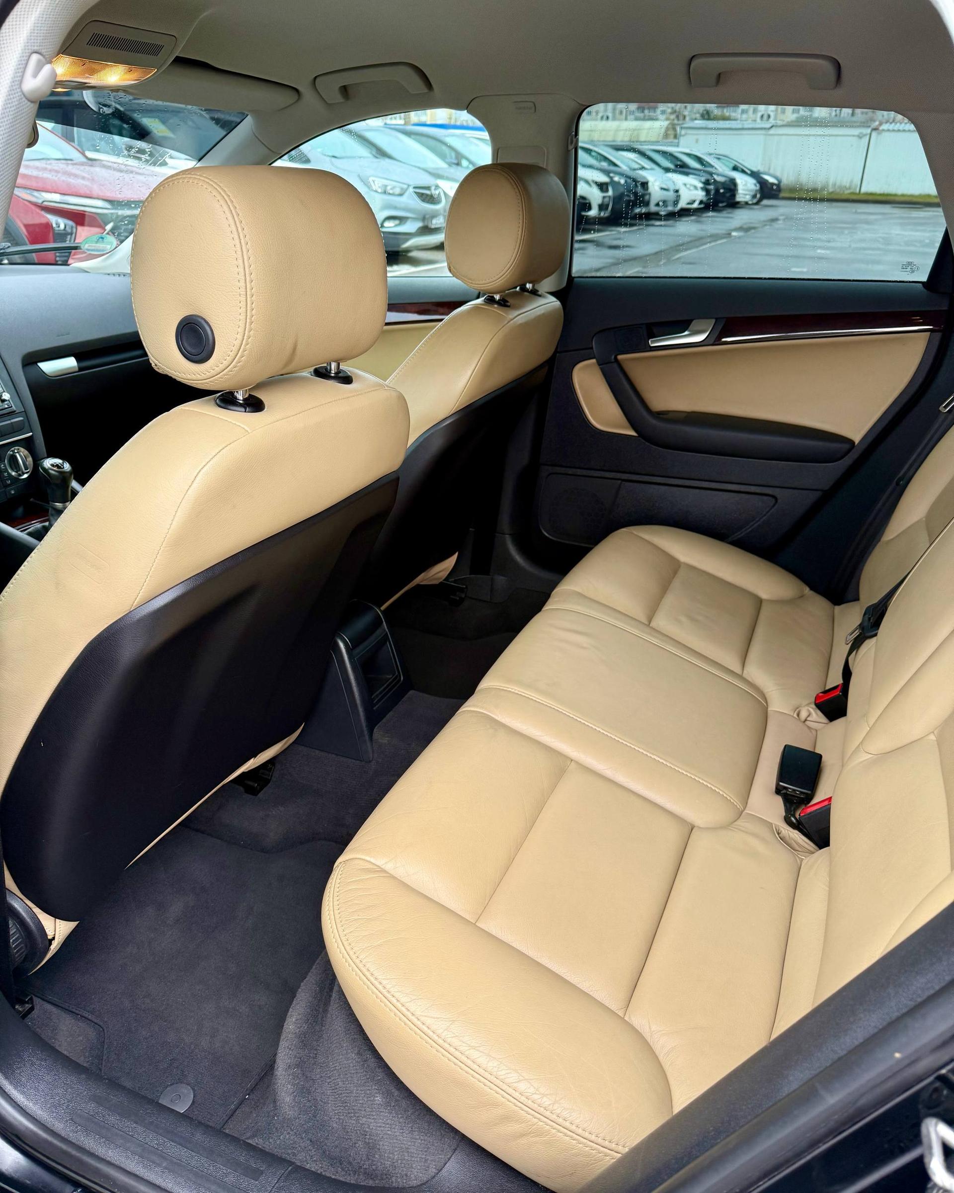 Audi A3 8P 8PA · 2-й рестайлинг , 2010 г., механика, дизель - фото 13