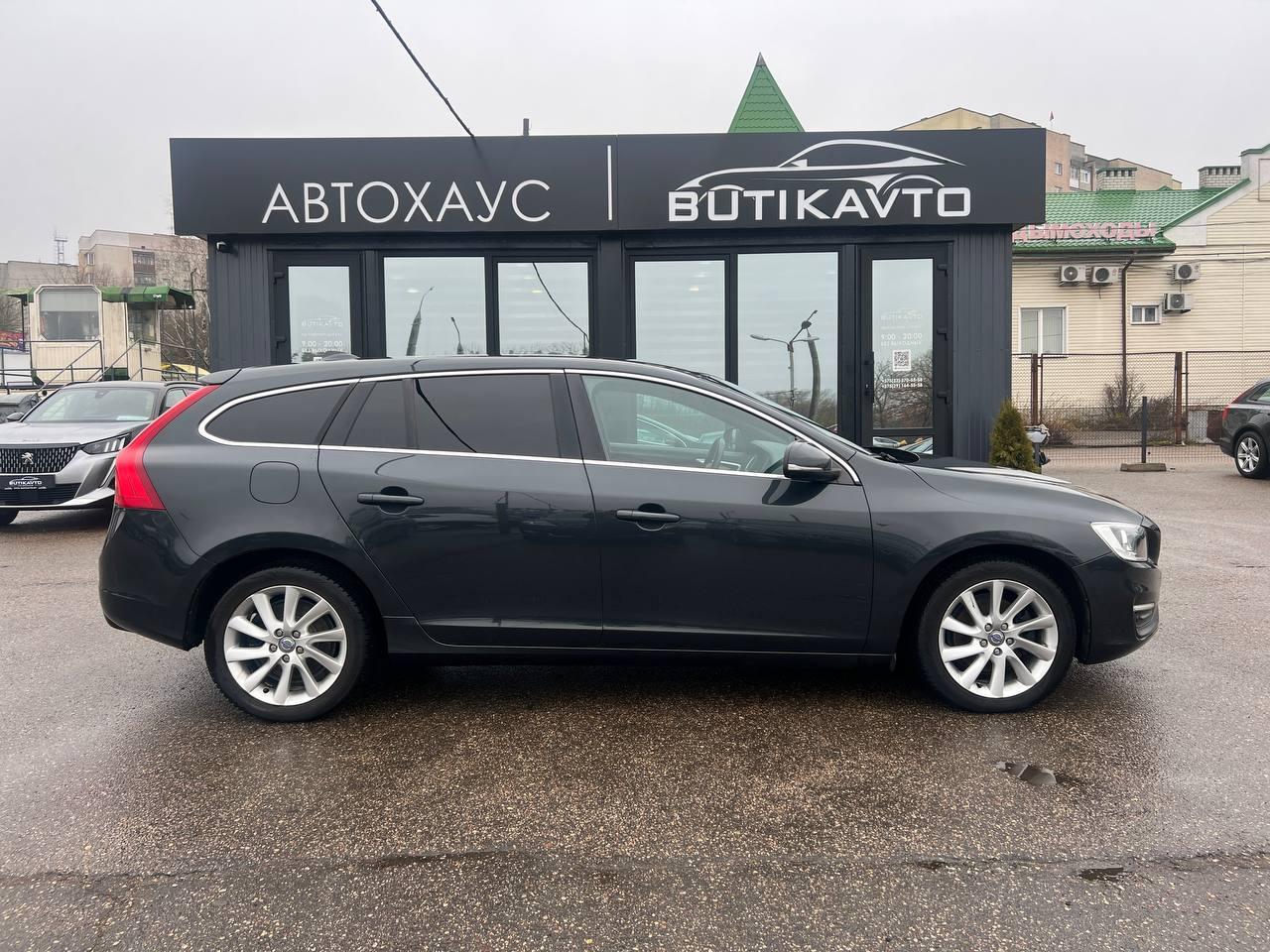 Volvo V60 I · Рестайлинг , 2014 г., механика, дизель - фото 8