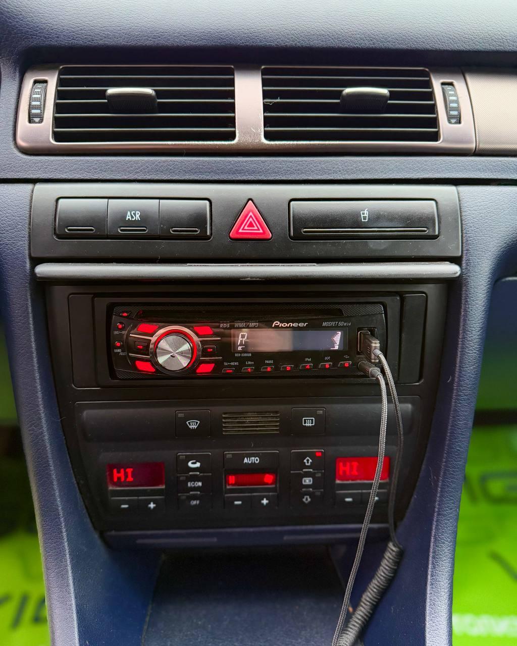 Audi A6 C5 , 1998 г., механика, бензин - фото 12