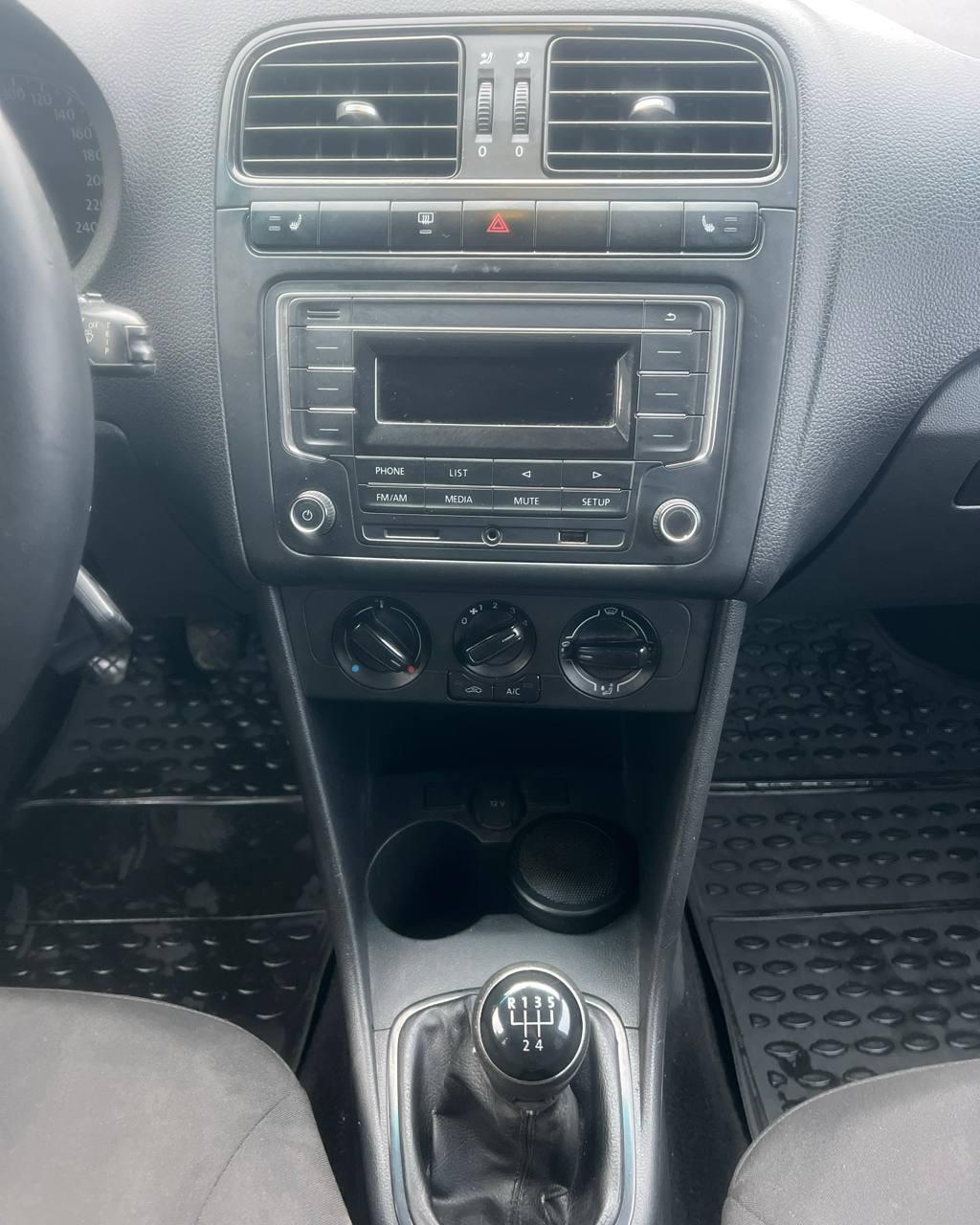 Volkswagen Polo Sedan I · Рестайлинг , 2020 г., механика, бензин - фото 14