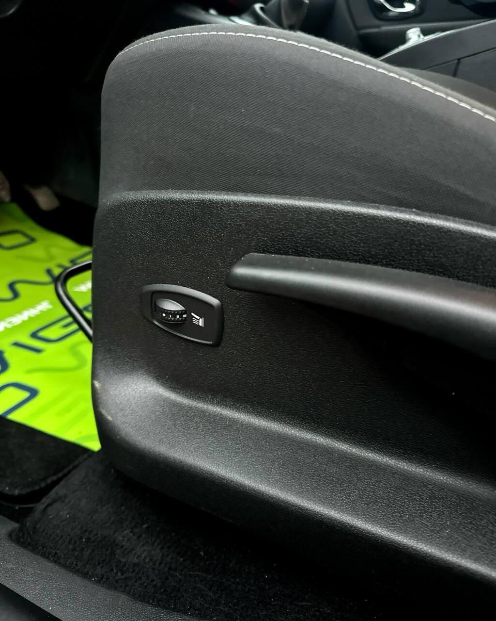 Renault Grand Scenic III · 2-й рестайлинг , 2015 г., механика, дизель - фото 18