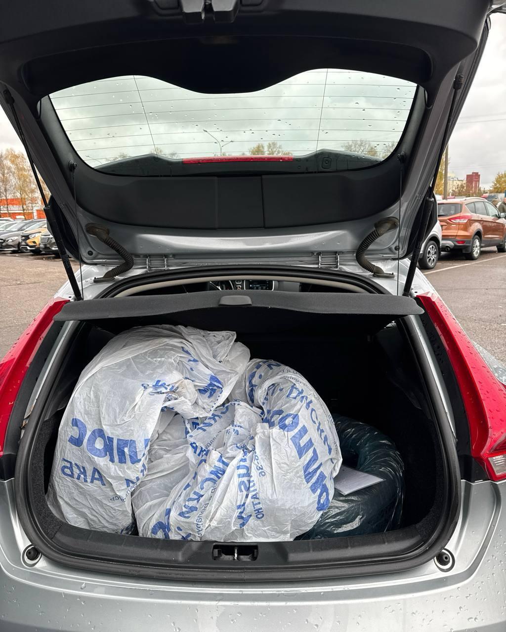 Volvo V40 II , 2012 г., механика, дизель - фото 14