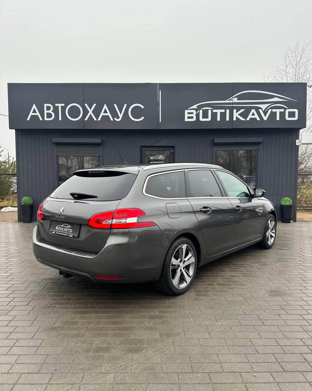 Peugeot 308 T9 · Рестайлинг , 2018 г., механика, бензин - фото 6