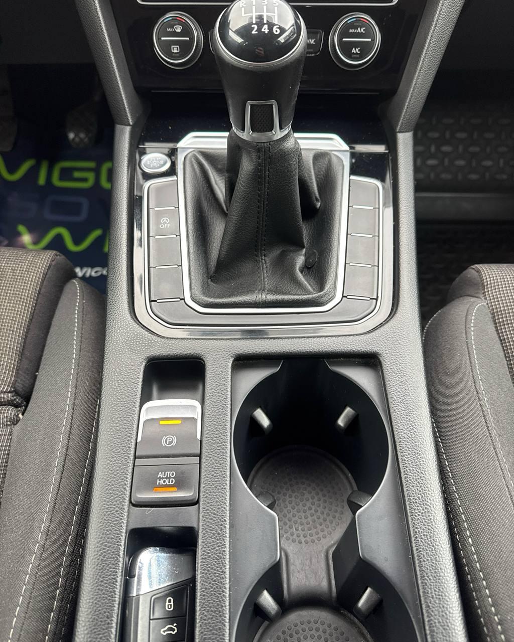 Volkswagen Passat B8 , 2016 г., механика, дизель - фото 17