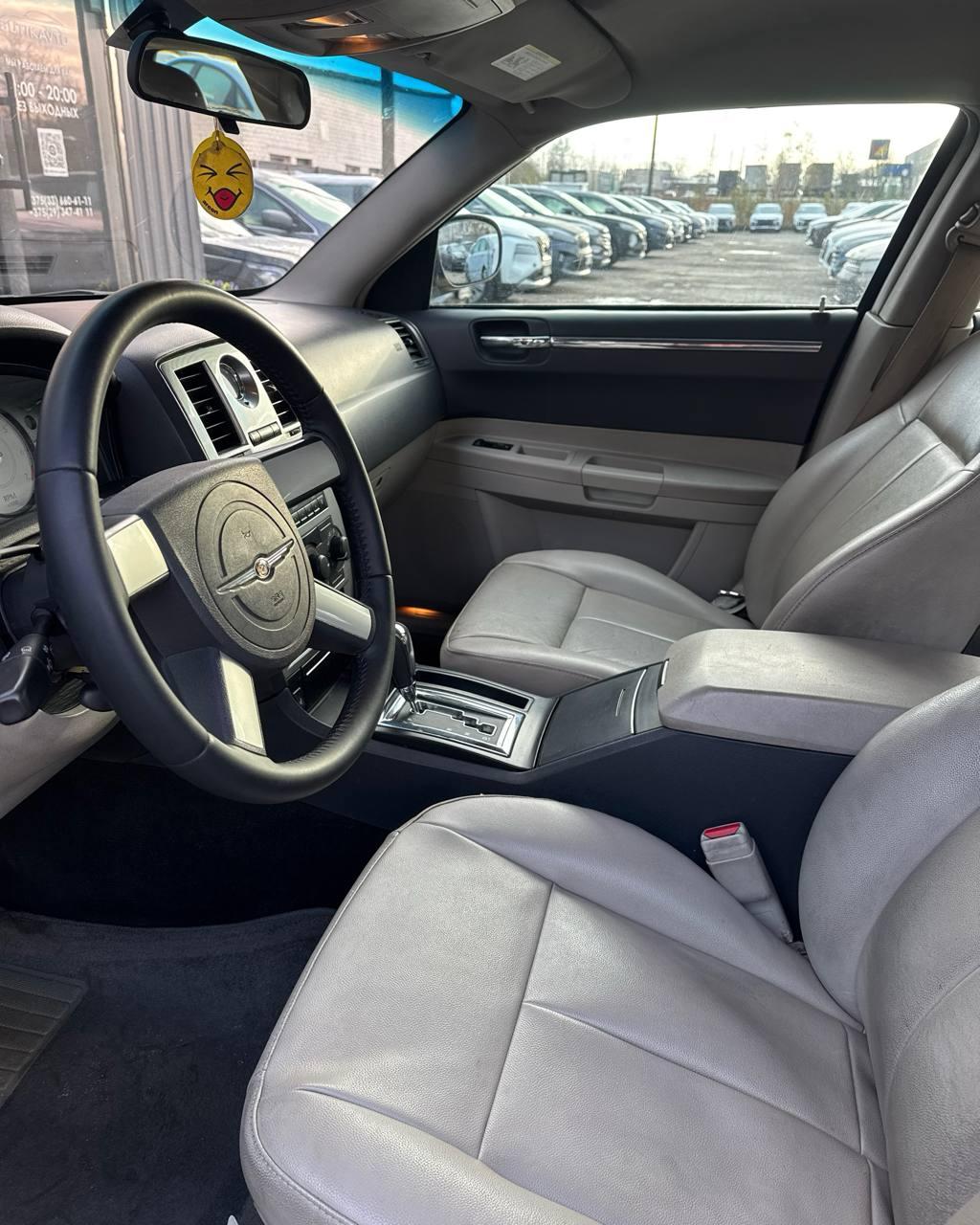 Chrysler 300C I , 2006 г., автомат, бензин - фото 8