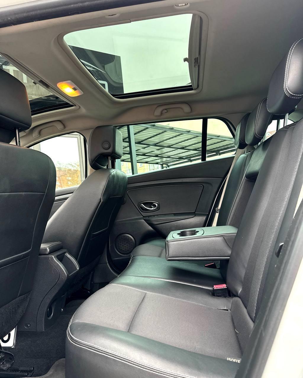 Renault Megane III , 2013 г., механика, дизель - фото 19