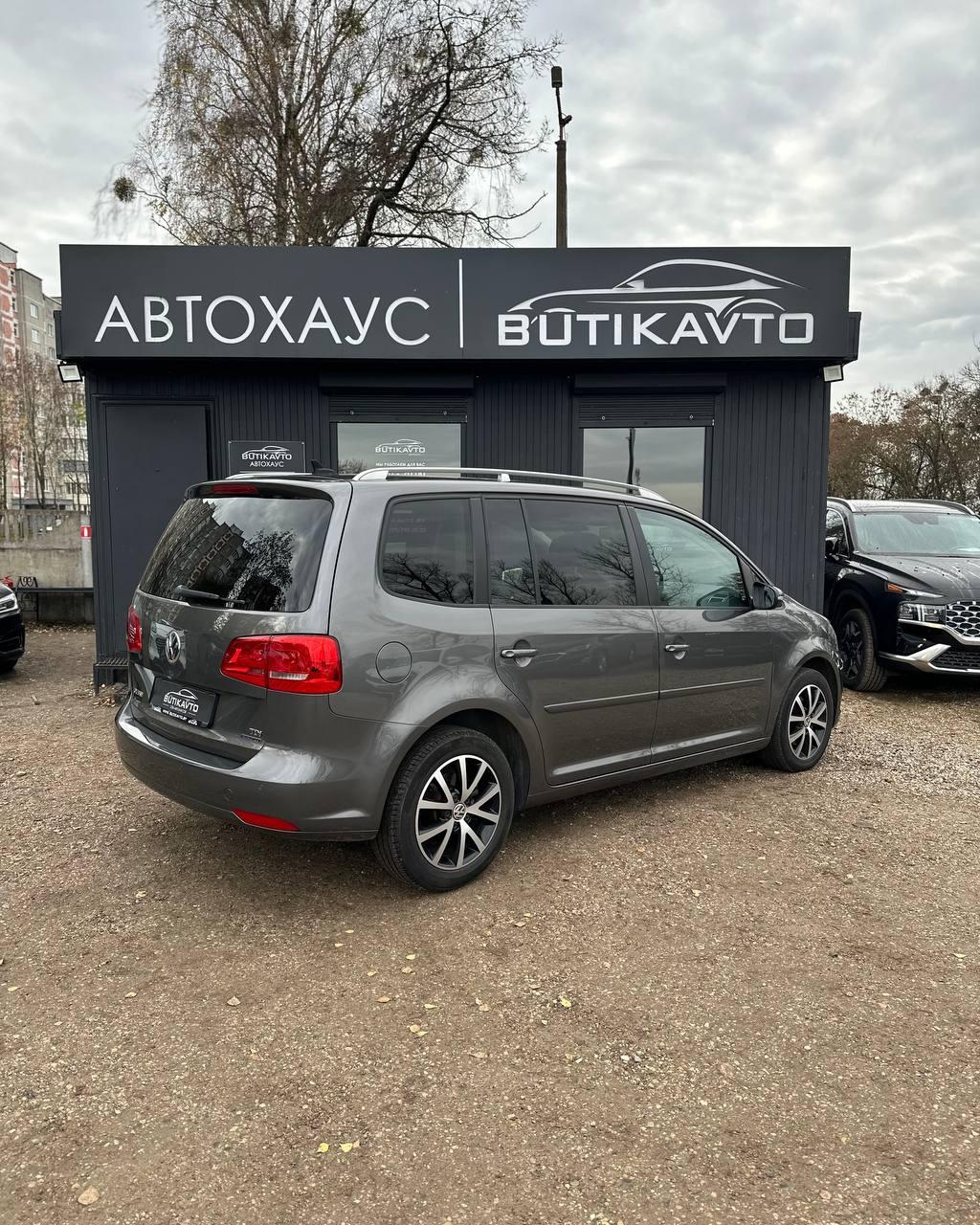 Volkswagen Touran I · 2-й рестайлинг , 2014 г., робот, дизель - фото 4