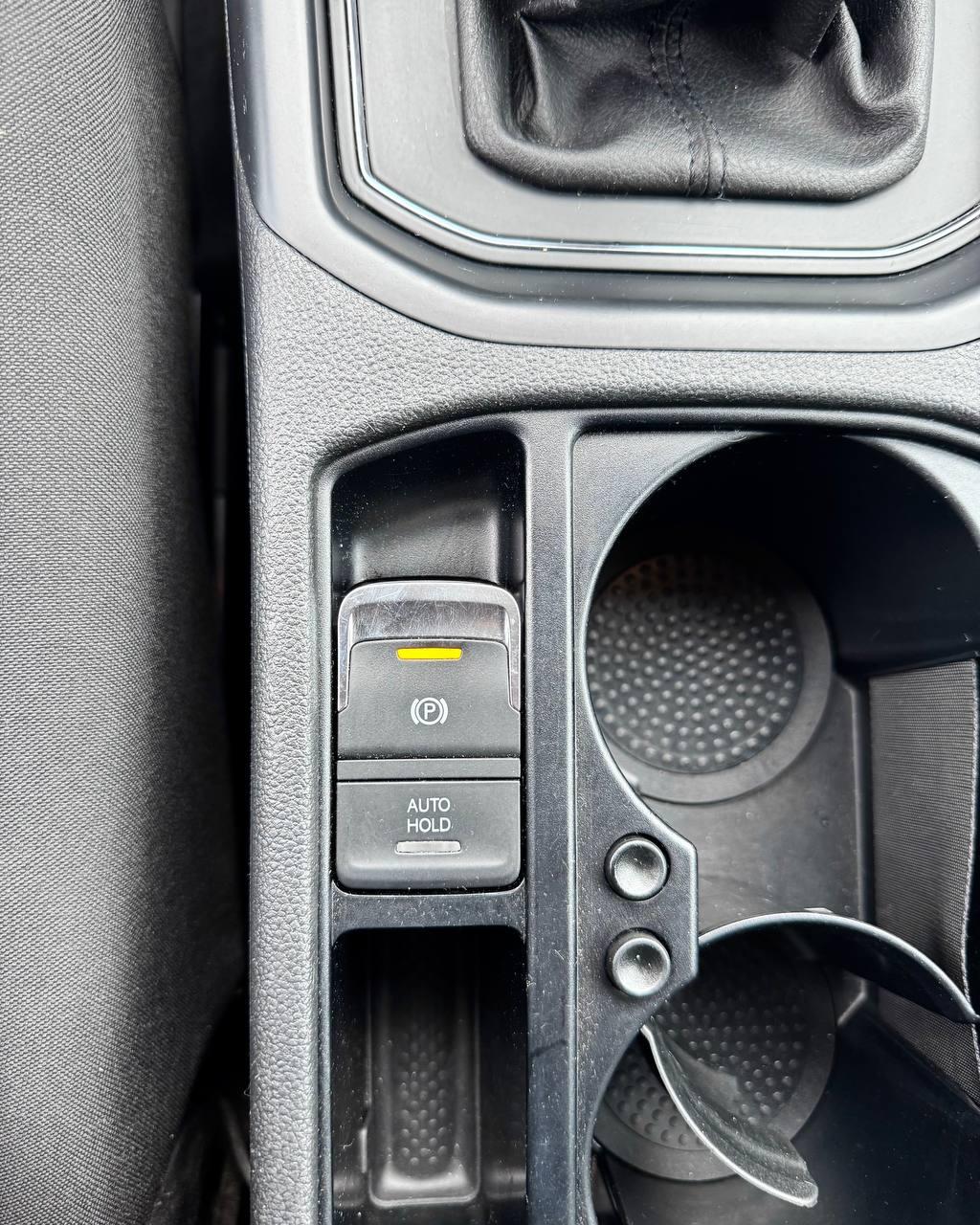 Volkswagen Touran II , 2019 г., механика, бензин - фото 19