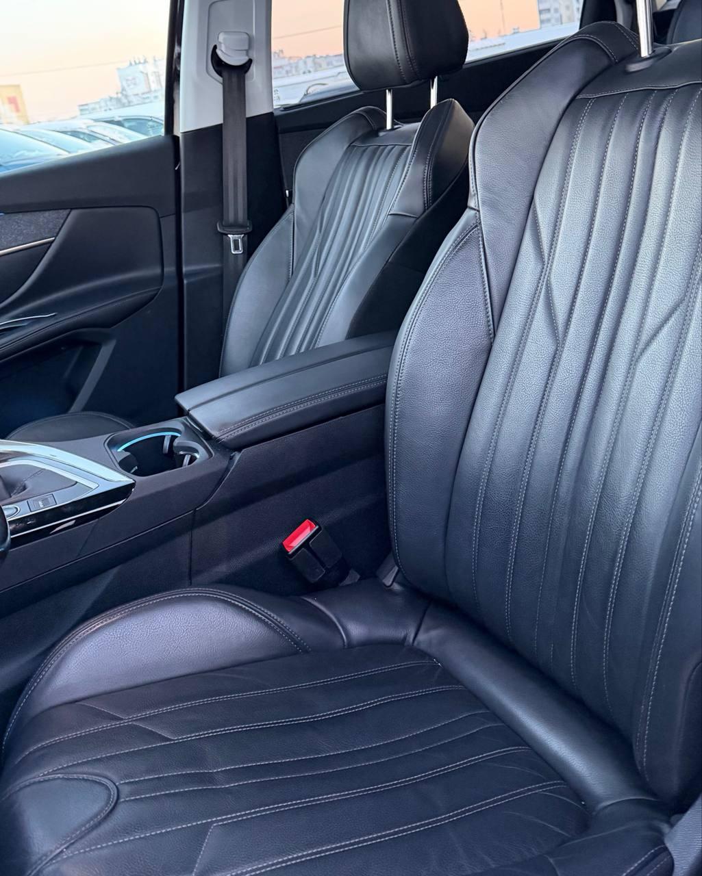 Peugeot 5008 II , 2018 г., механика, бензин - фото 11