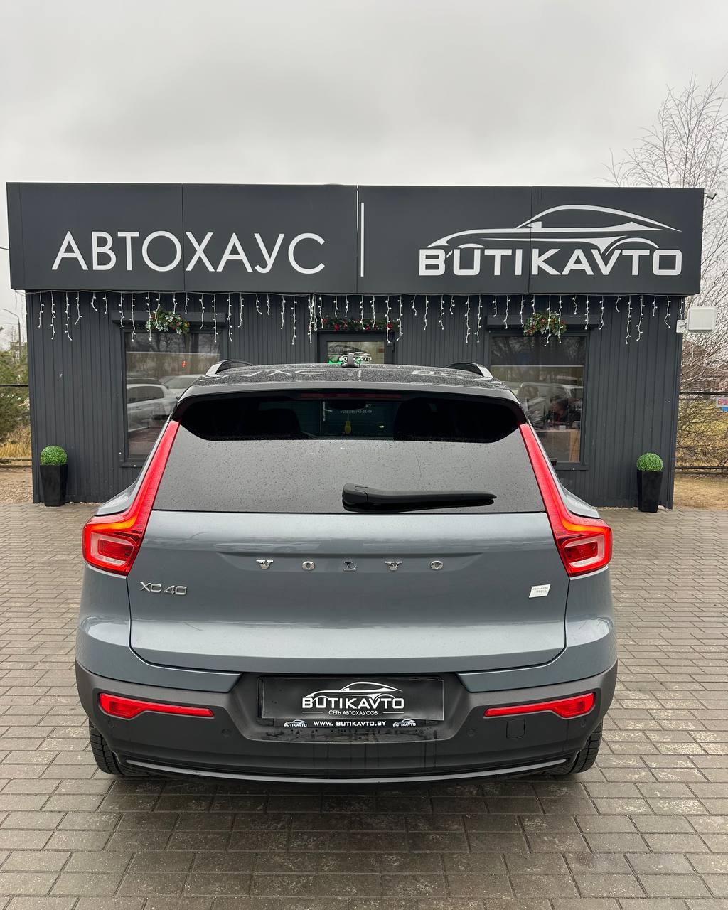 Volvo XC40 I · Рестайлинг , 2022 г., автомат, электро - фото 5