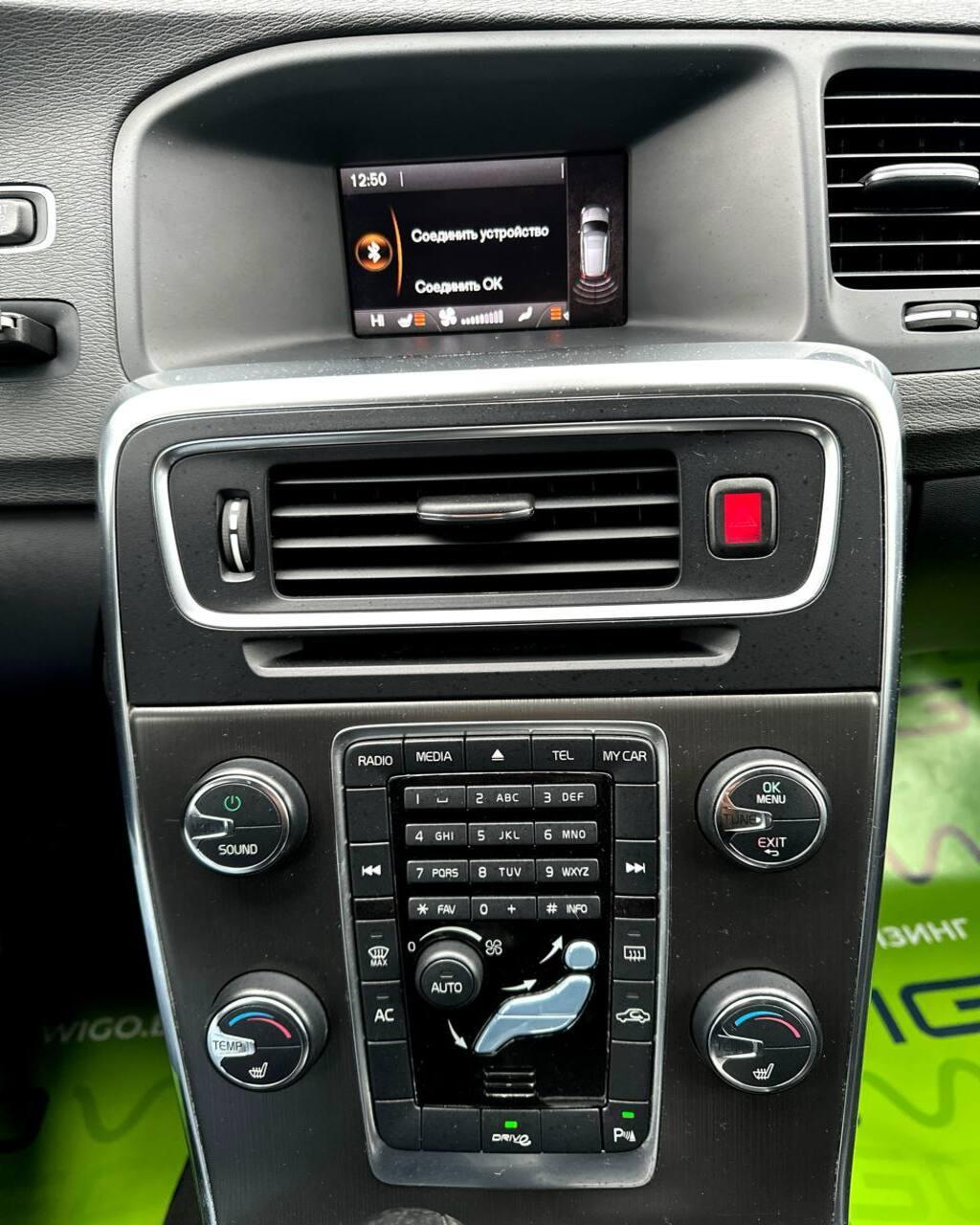 Volvo V60 I , 2012 г., механика, дизель - фото 19