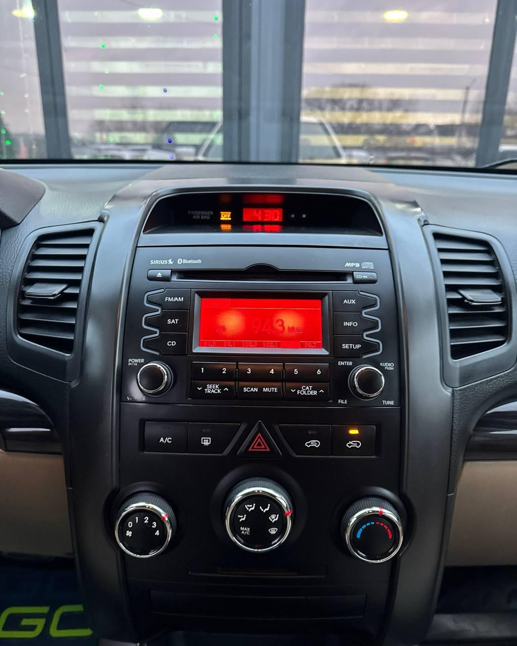 Kia Sorento II , 2010 г., автомат, бензин - фото 16