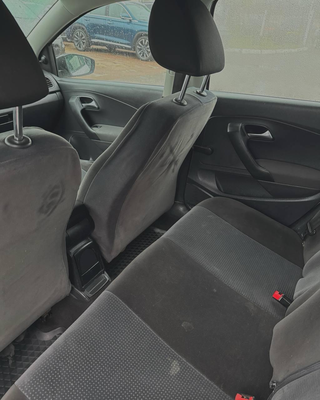 Volkswagen Polo V , 2009 г., механика, бензин  - фото 11